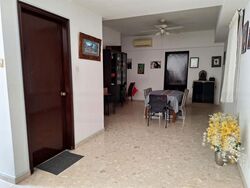 UE Square (D9), Apartment #596686131